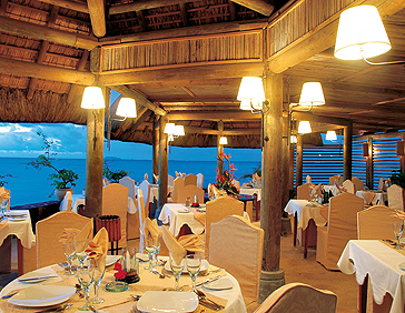 Veranda Paul et Virginie_04_Dining